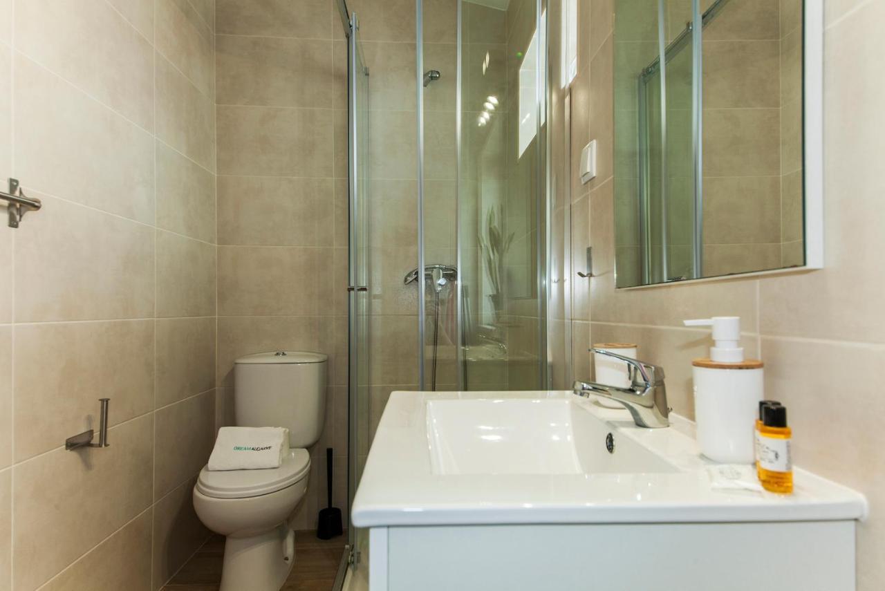 A38 - Rising Sun Top-Floor Flat Lagos Exterior photo